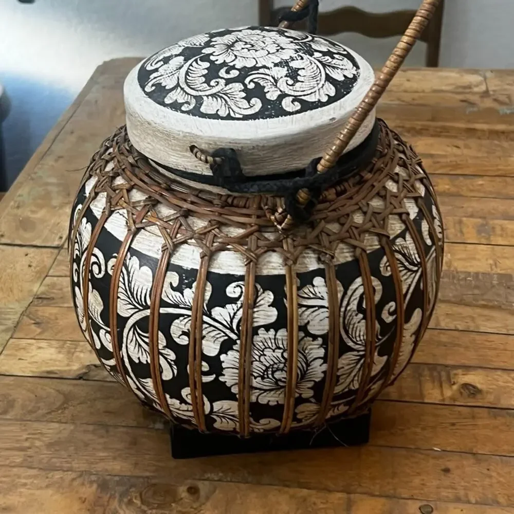 Vintage Thai Lidded Rice Basket With Handle 11.5